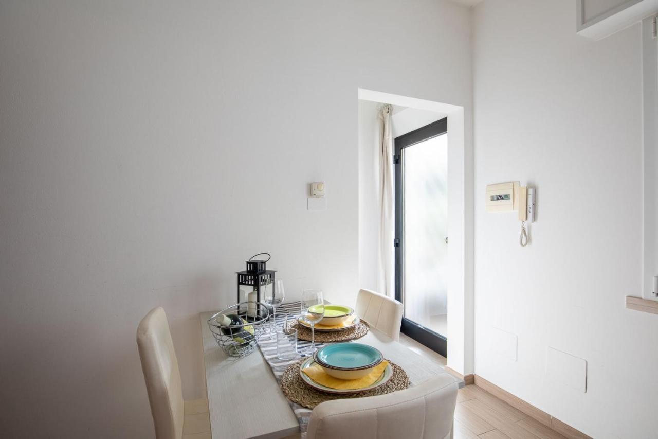 Bilocale Con Giardino A 200Mt Dal Mare - Homeunity Rimini Exteriör bild