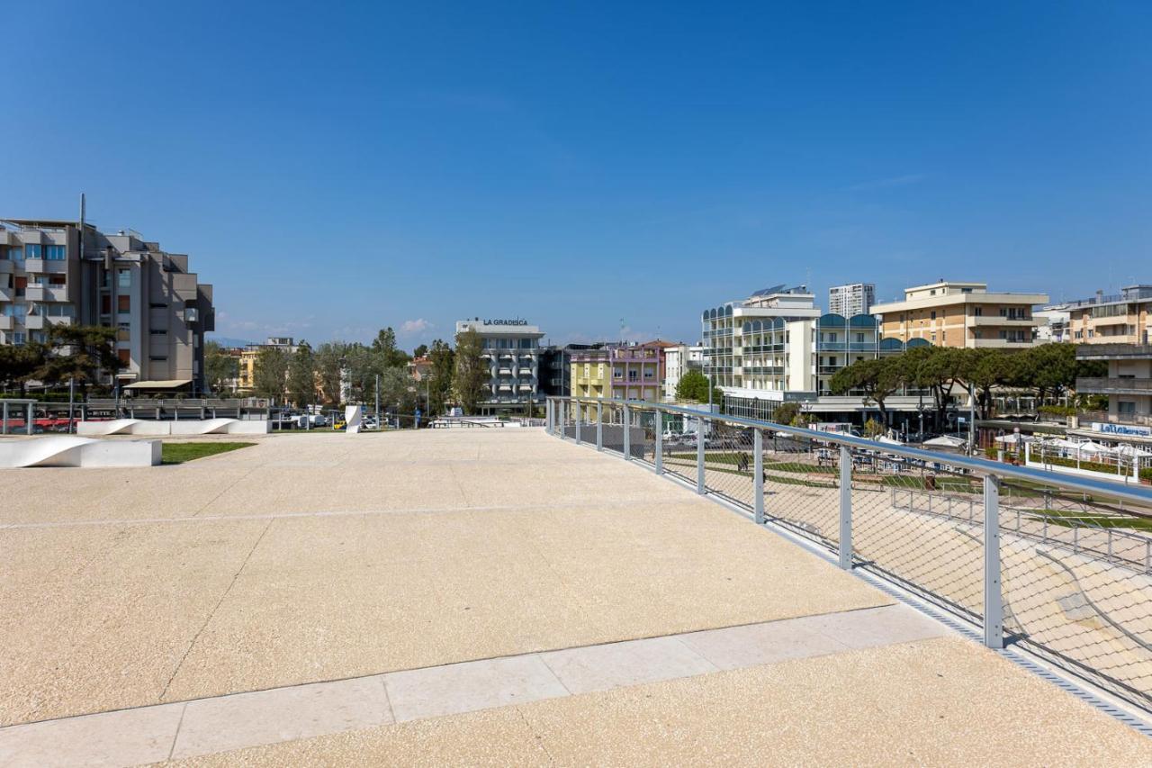Bilocale Con Giardino A 200Mt Dal Mare - Homeunity Rimini Exteriör bild